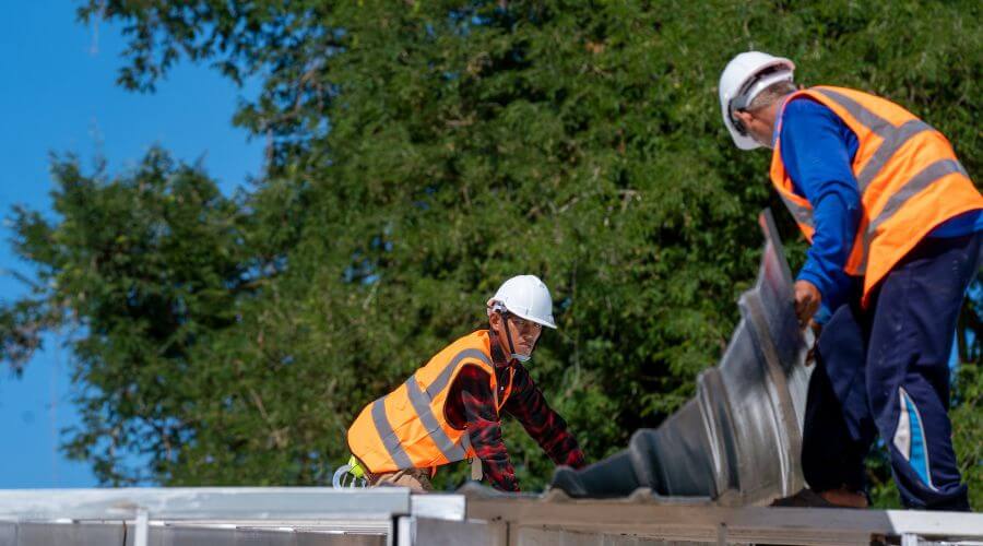 Professional Flat Roofing Installation in Thornton, WA